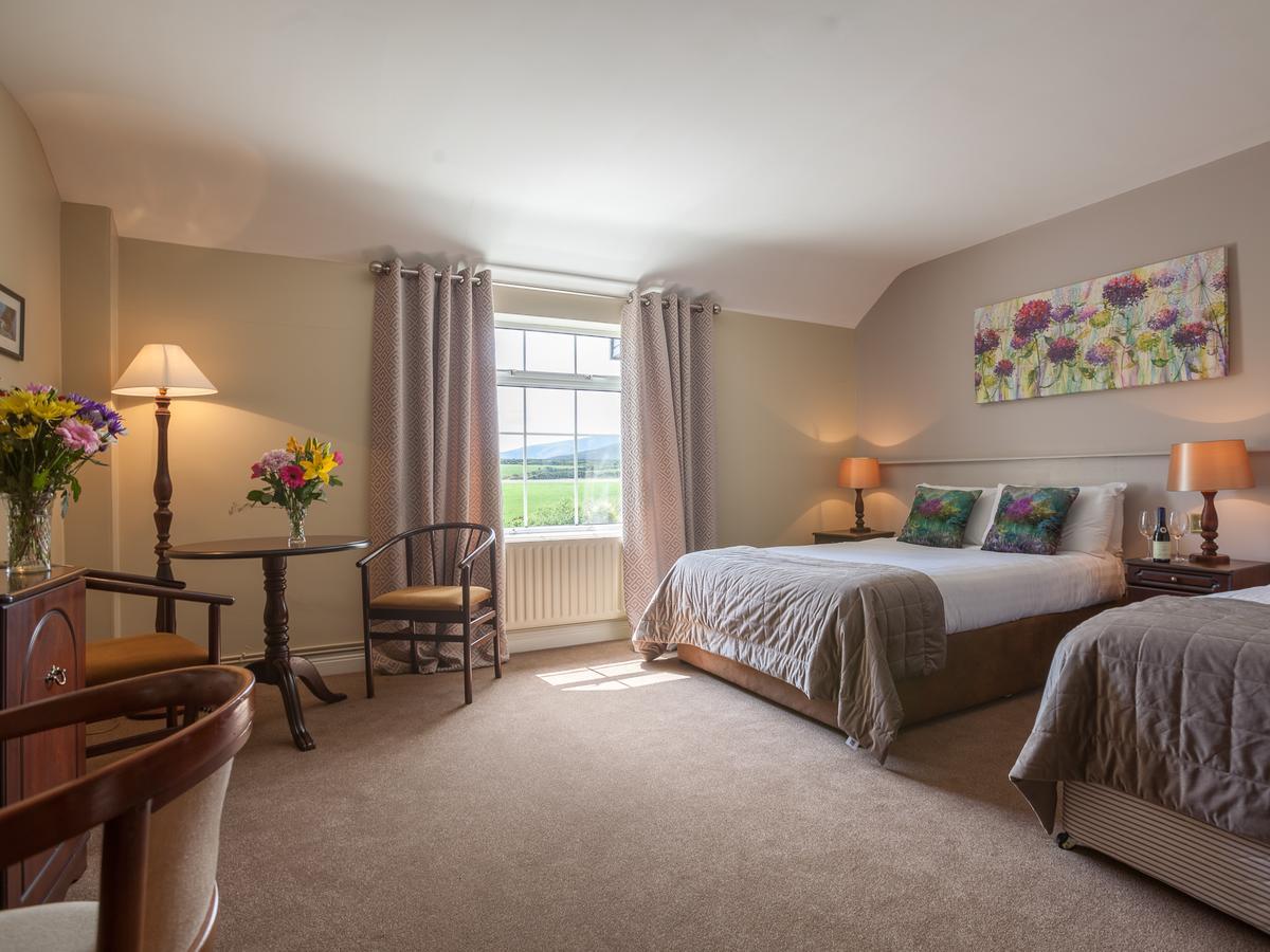 Dingle Peninsula Hotel Экстерьер фото